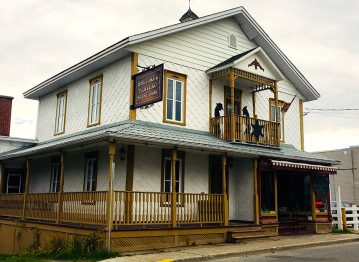 Auberge Kapibouska : pour une soirée festive chez À la Fût!